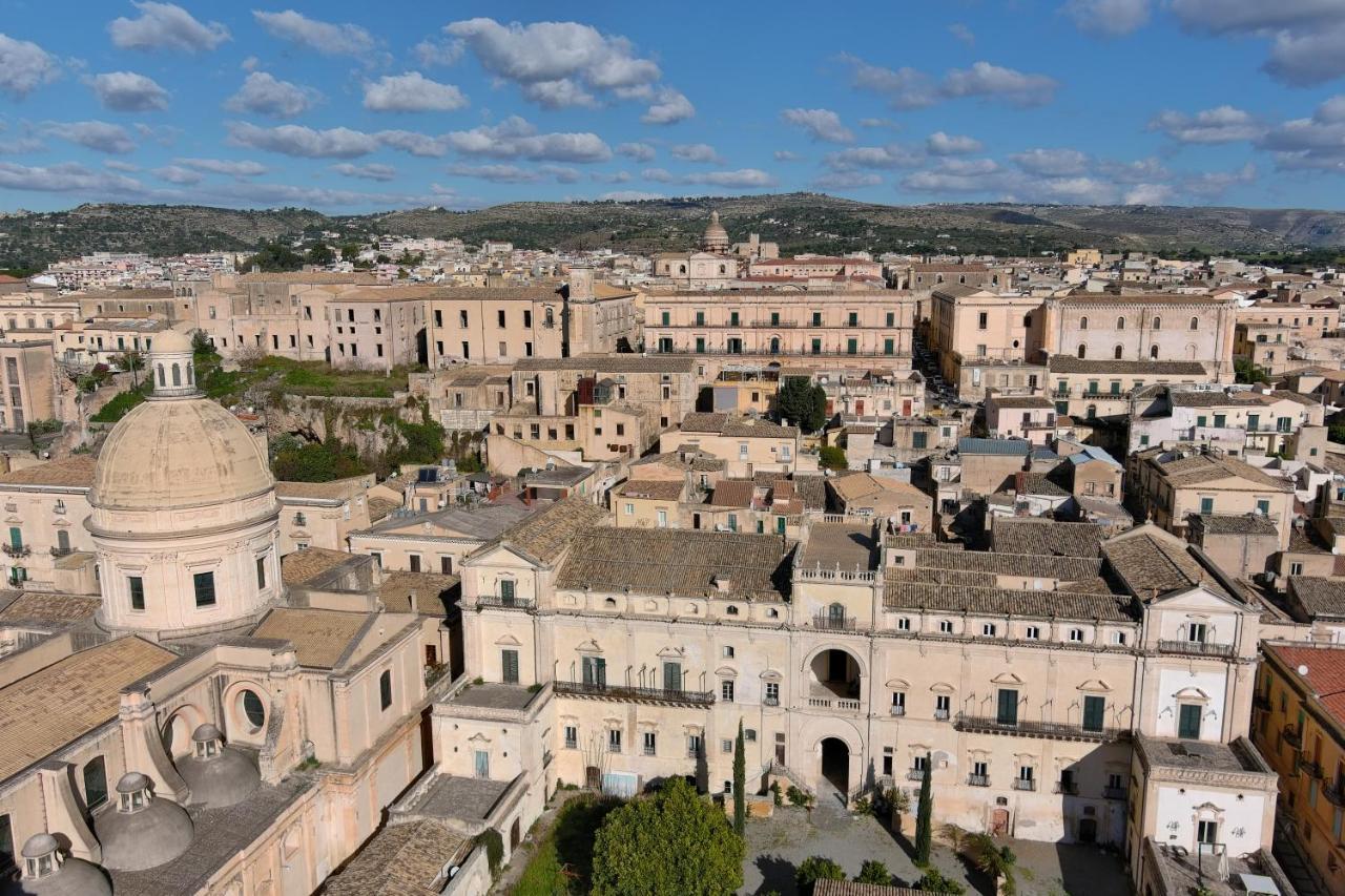 Hotel Palazzo Trigona Dependance Noto Exteriér fotografie