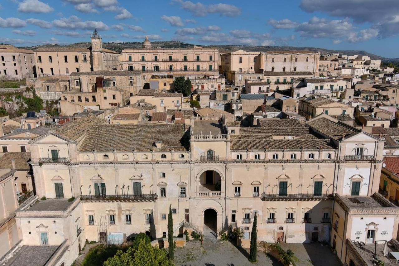 Hotel Palazzo Trigona Dependance Noto Exteriér fotografie