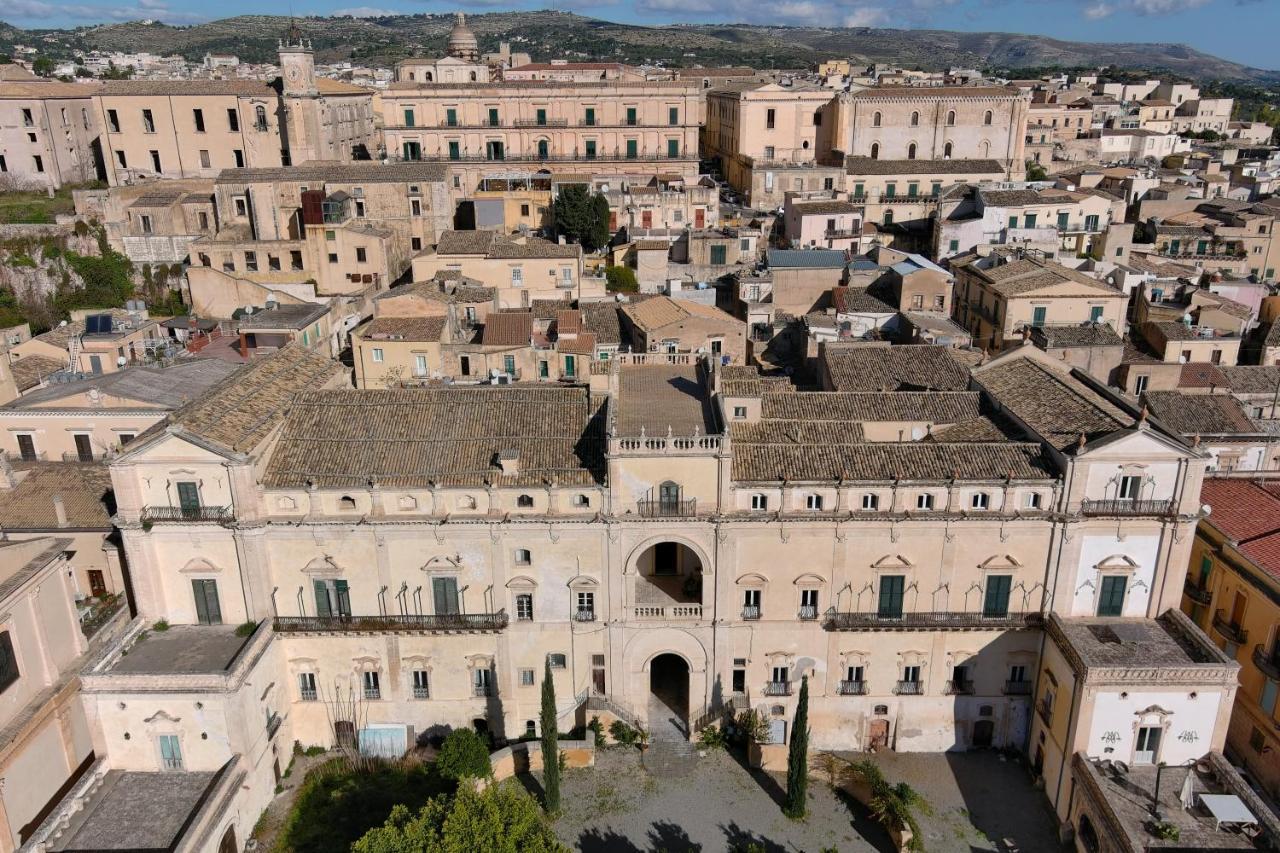 Hotel Palazzo Trigona Dependance Noto Exteriér fotografie