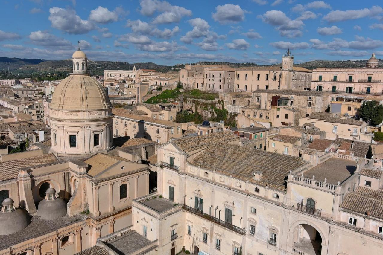 Hotel Palazzo Trigona Dependance Noto Exteriér fotografie