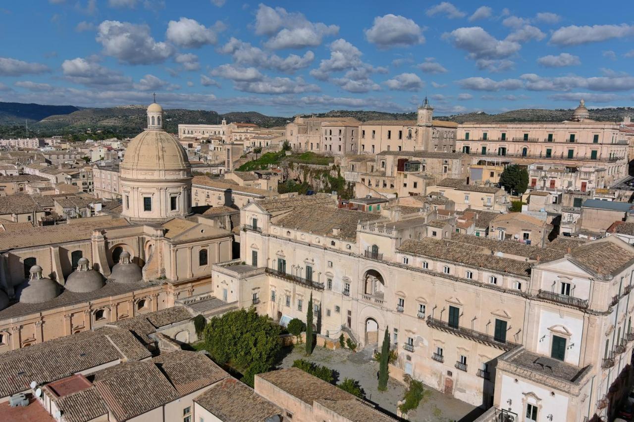 Hotel Palazzo Trigona Dependance Noto Exteriér fotografie